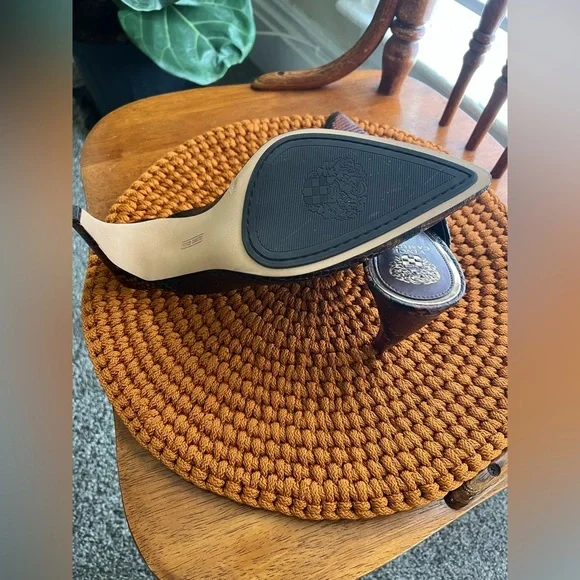 Vince Camuto Brown Snake Print Women's Shoes - Picture 5 of 7